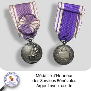 Médaille d'Honneur des Services Bénévoles - Argent avec rosette